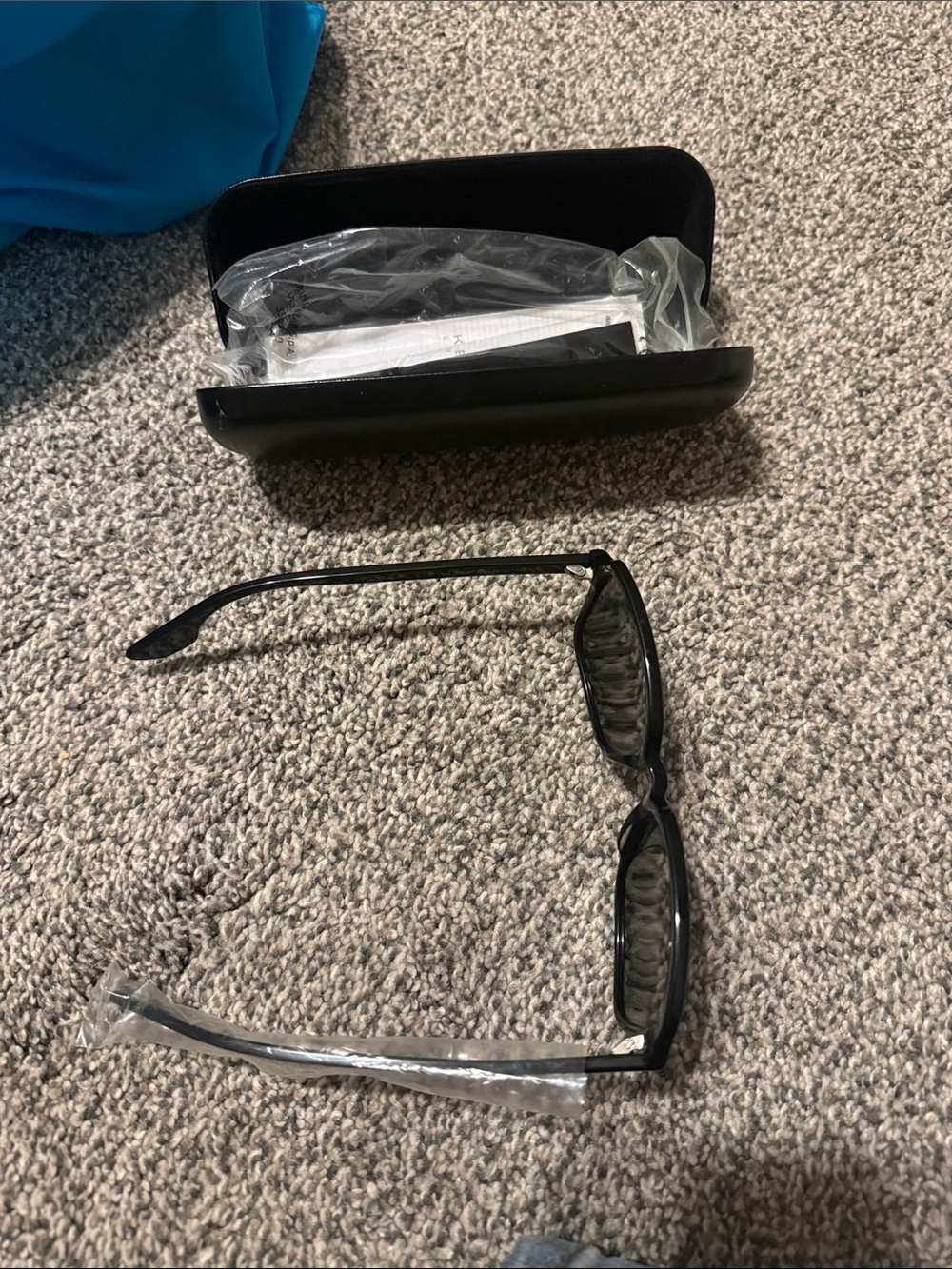 New Sunglasses McQ - Picture 3 of 5